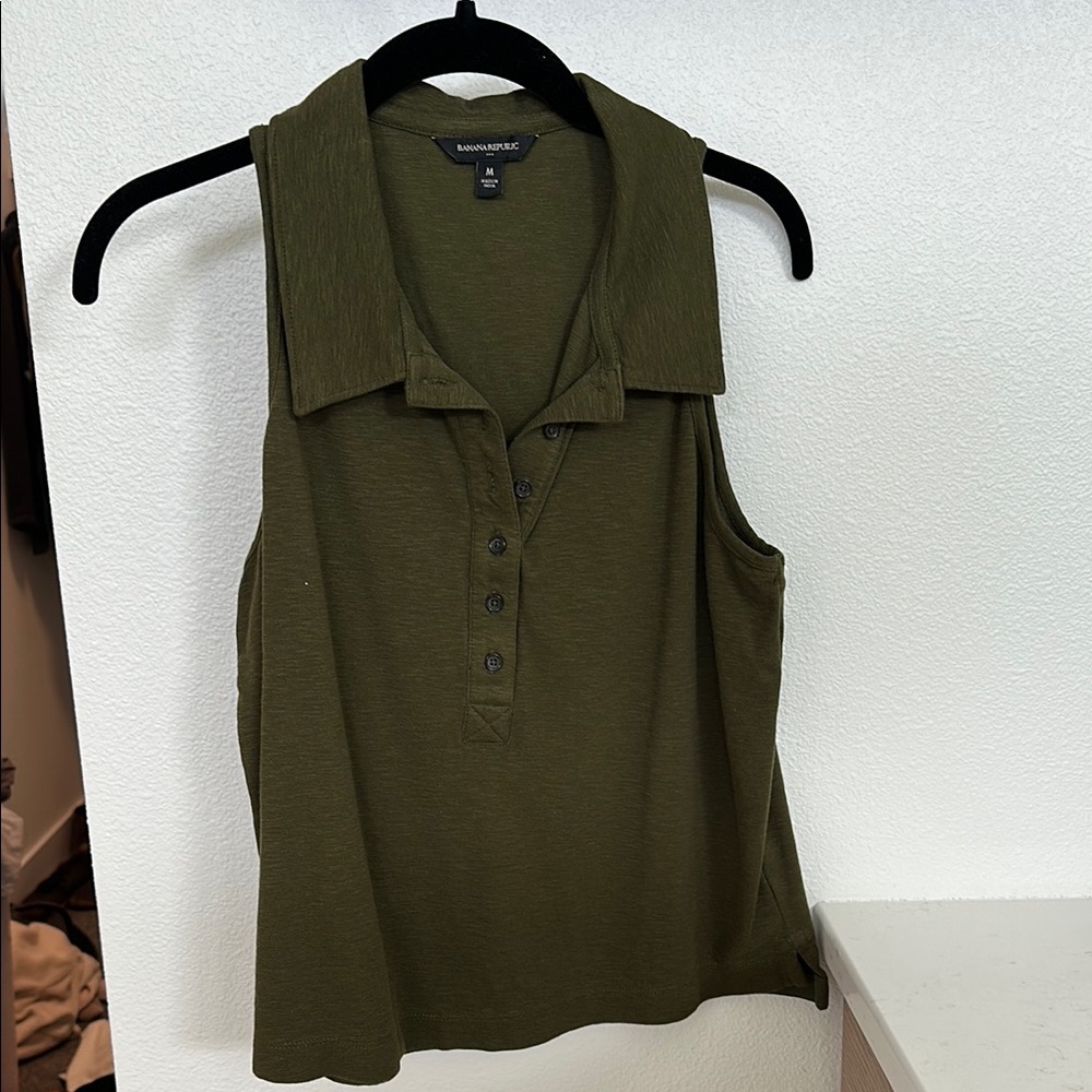 Banana Republic Green Polo Tank Top Fitted